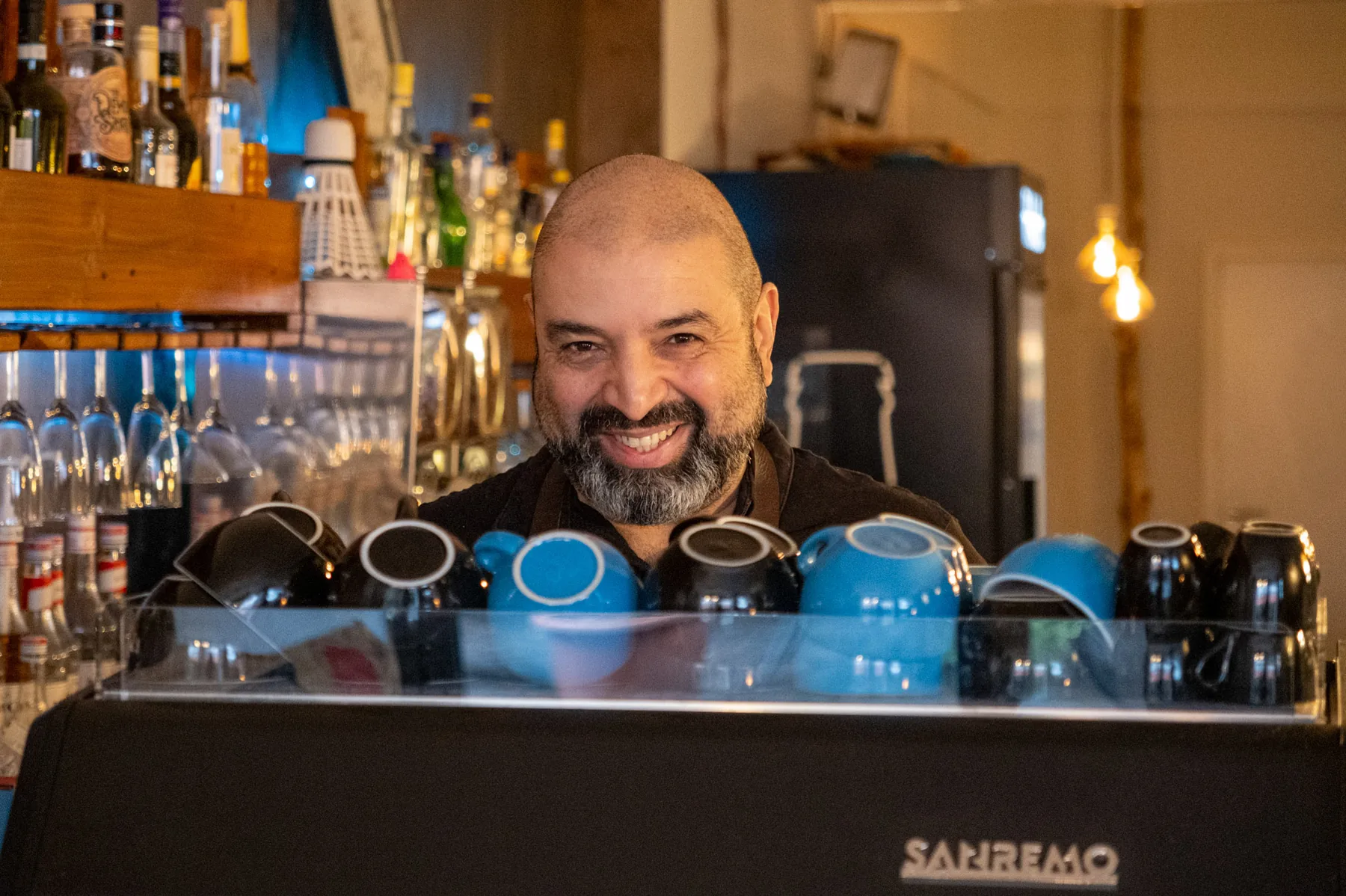 Freundlicher Mit Liebe zum Barista-Handwerk zubereitet im Lais Herzlich willkommen im Lais Espressostudio